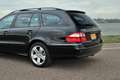 Mercedes-Benz E 500 Combi E Avantgarde Youngtimer BTW auto Noir - thumbnail 38