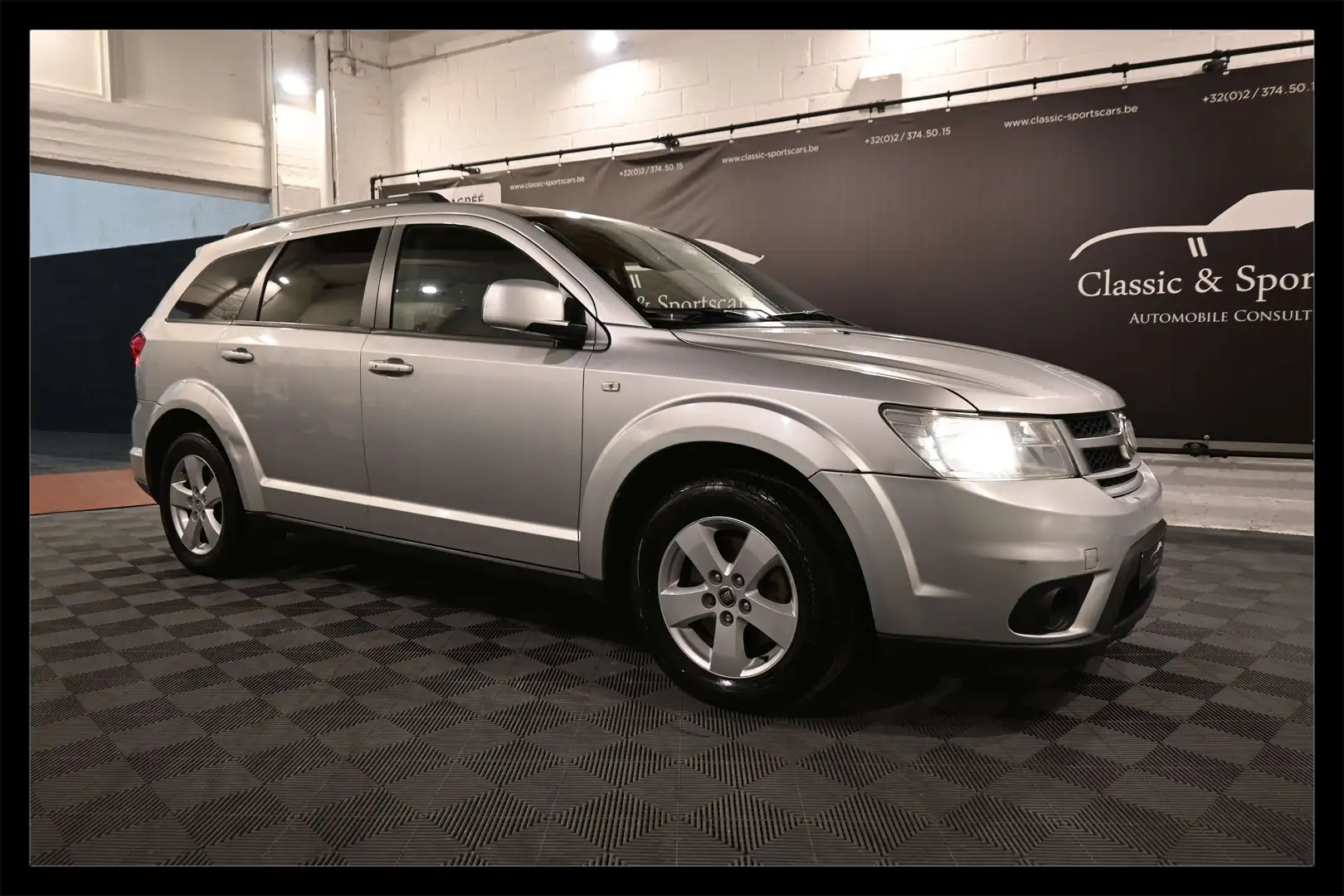 Fiat Freemont 2.0 MultiJet EURO 5 / GPS NAVI / 7 PLACES  7 SEATS Gris - 1