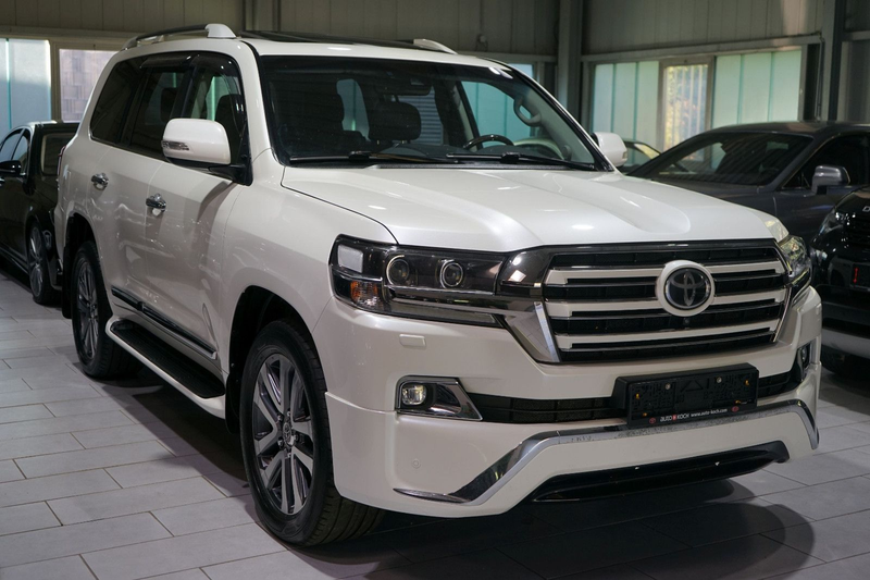 Toyota Land Cruiser 200 V8-D FACELIFT*STEPP-LEDER*ACC* — photo 6