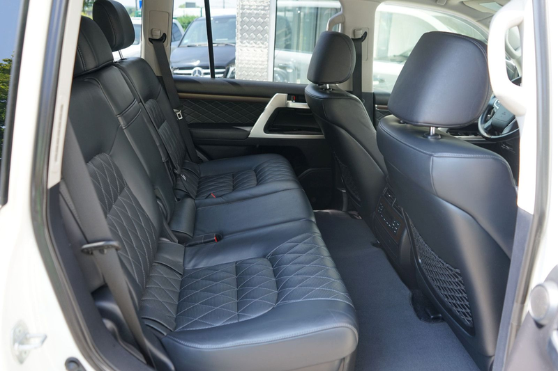 Toyota Land Cruiser 200 V8-D FACELIFT*STEPP-LEDER*ACC* — photo 14