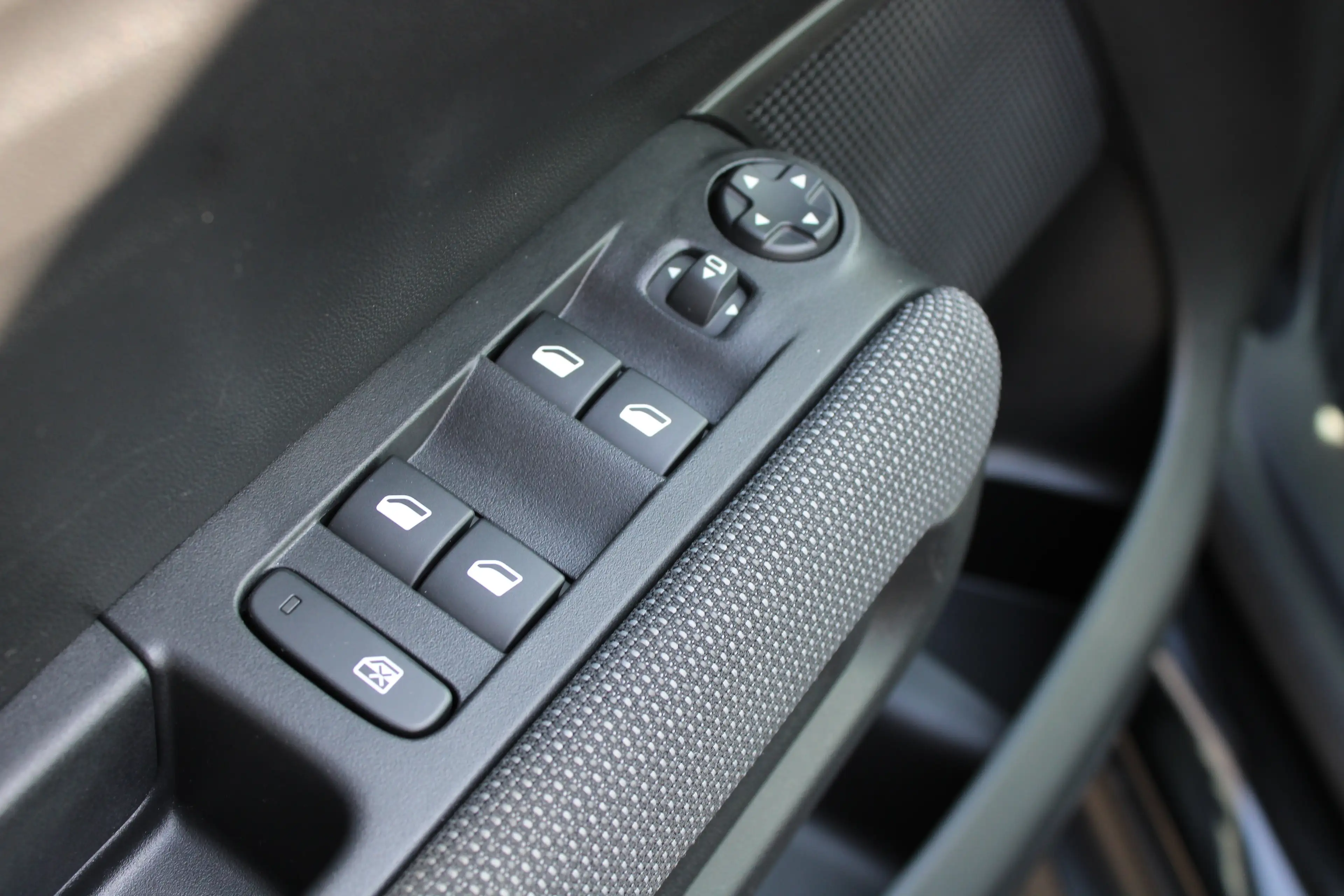 Citroen C3 Aircross 1.2 PureTech 110pk Feel | Navigatie | Bluetooth | — photo 13