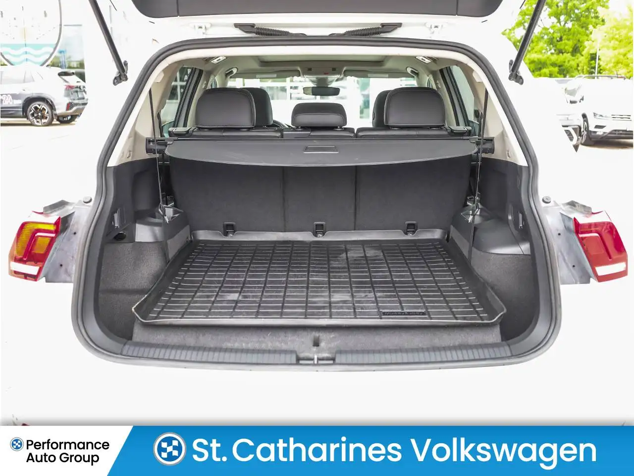 Volkswagen Tiguan снимка Volkswagen Tiguan
