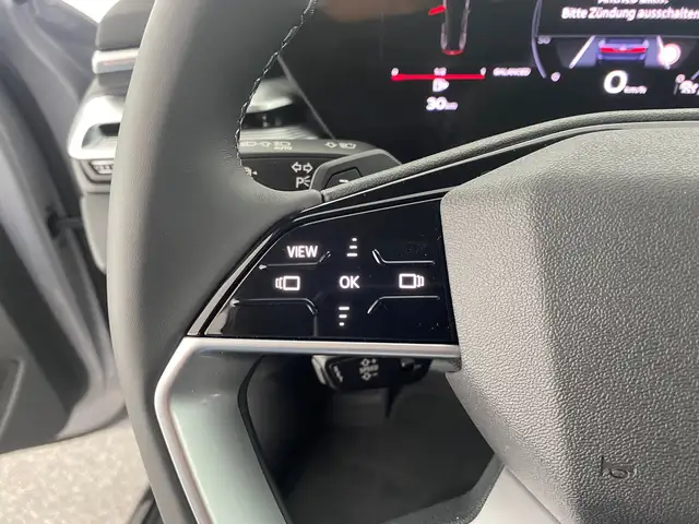 Audi A6 view 14