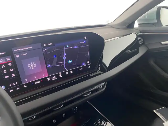 Audi A6 view 9