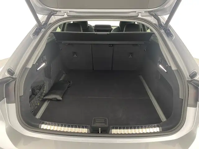 Audi A6 view 7