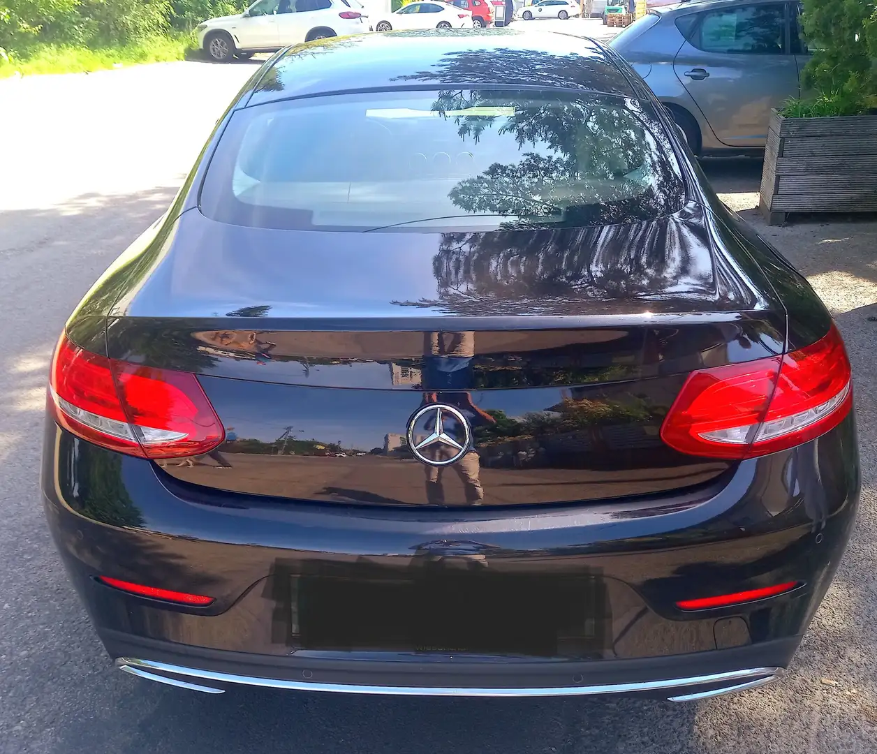 Mercedes-Benz C 180 Coupe Aut. Schwarz - 2