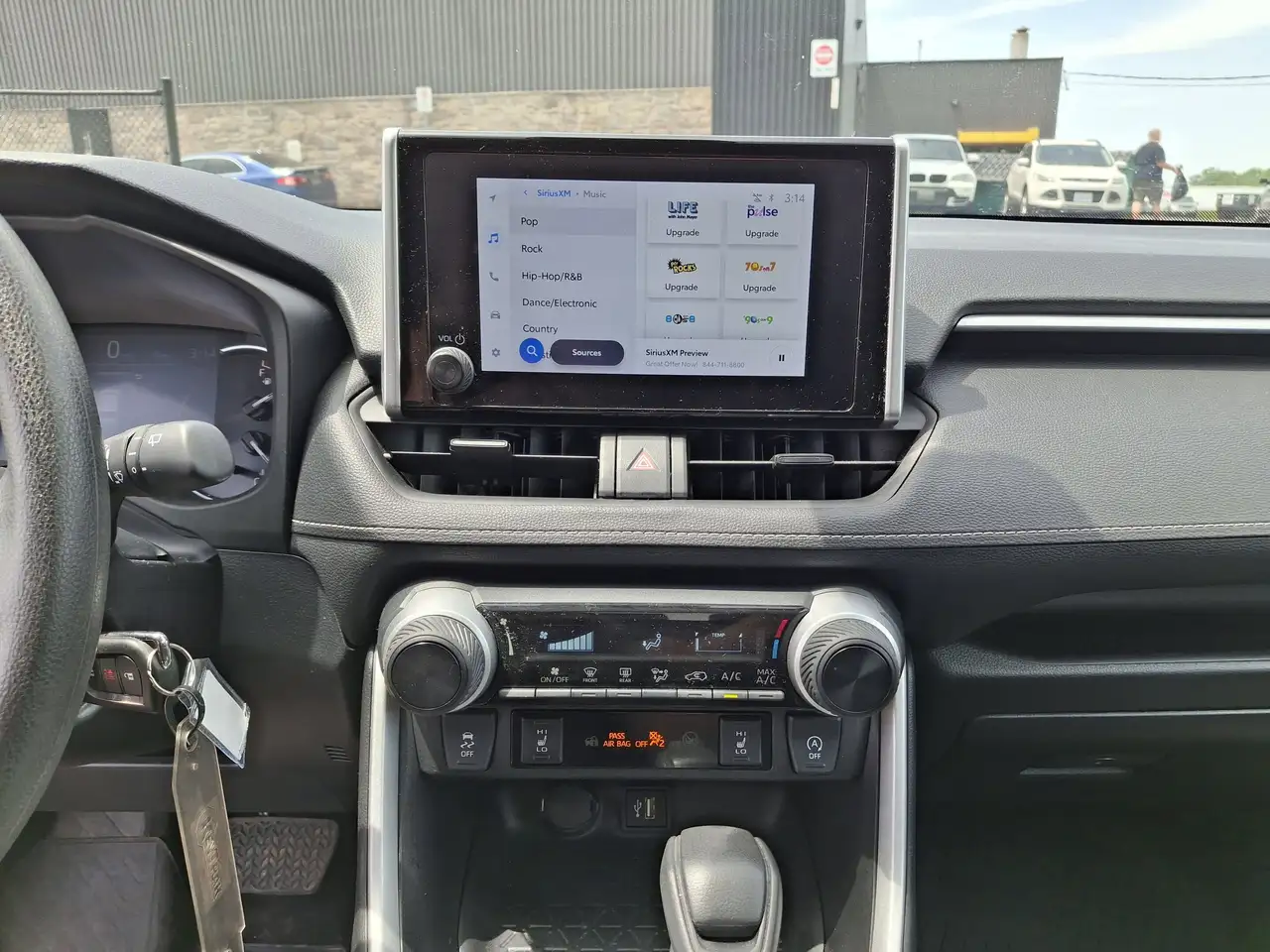 Toyota RAV 4 снимка Toyota RAV 4