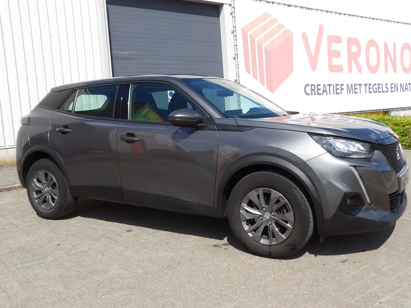 Peugeot 2008 2008 PureTech Active Pack. Gris - 2