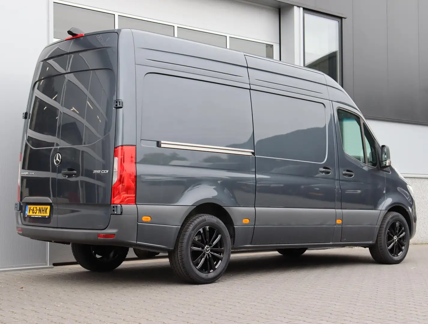 Mercedes-Benz Sprinter 319 1.9 CDI L2 Pro Standkachel! | Achteruitrijcame Gris - 2