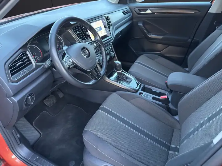 Volkswagen T-Roc Style 2.0 TDI DSG ACC-LED-NAVI-SPUR-TOT – Foto 10