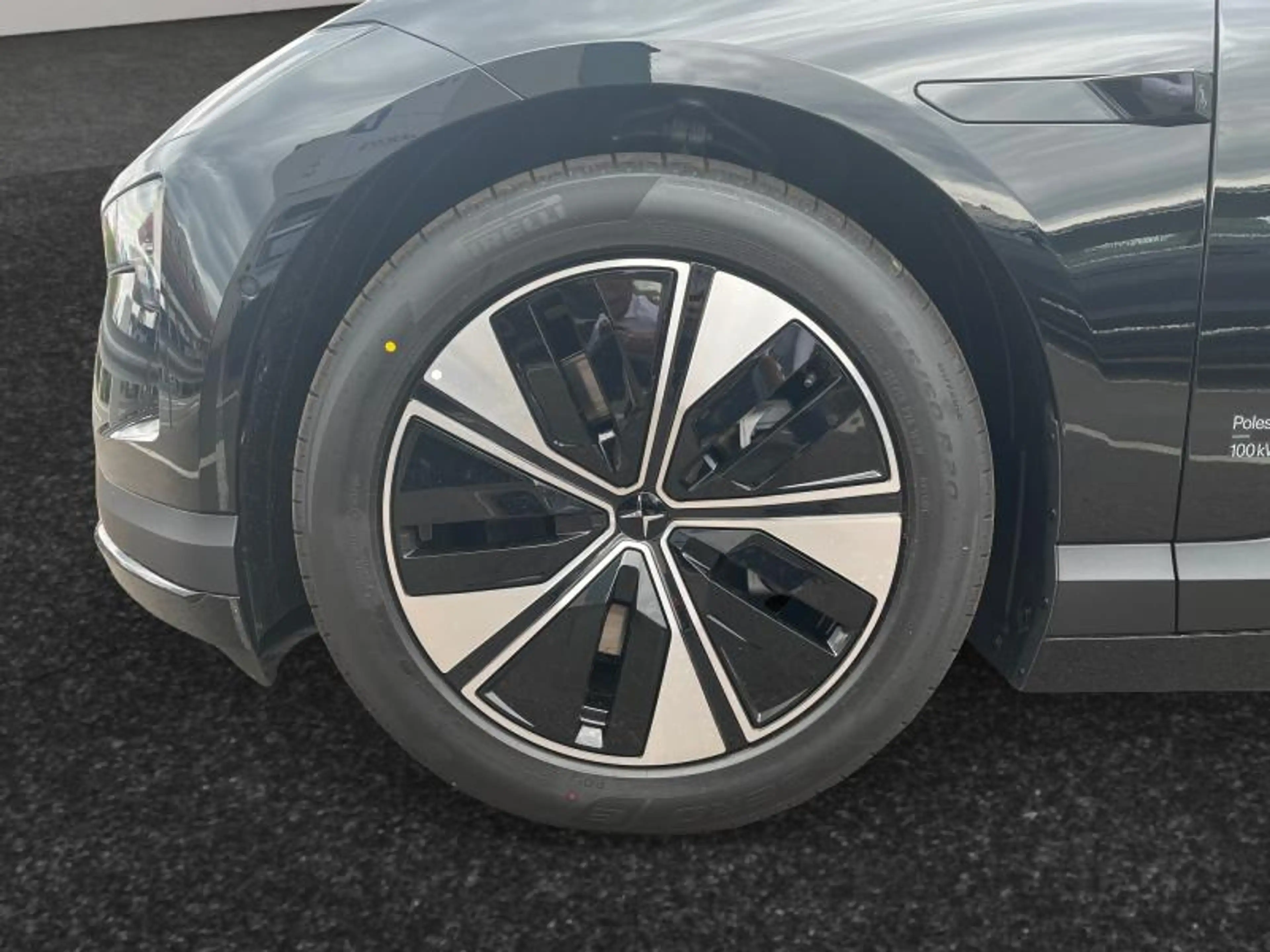 Polestar 4 LRSM / PRIME PACK / SPACE — photo 12