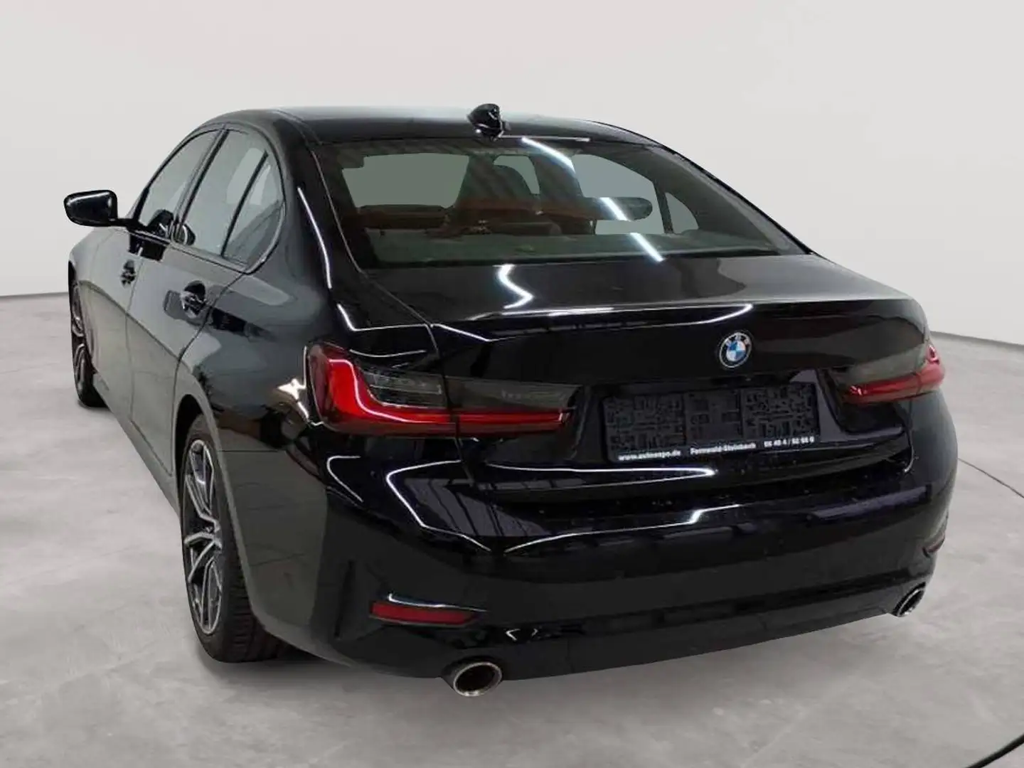 BMW 318 318i Aut. Sport Line Navi SHZ LED Noir - 2