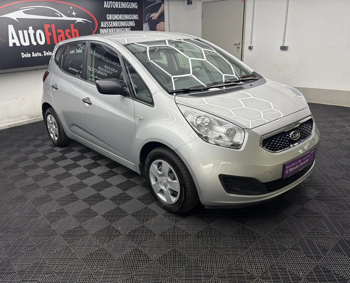Kia Venga Attract 12 Monate Garantie! Grau - 2