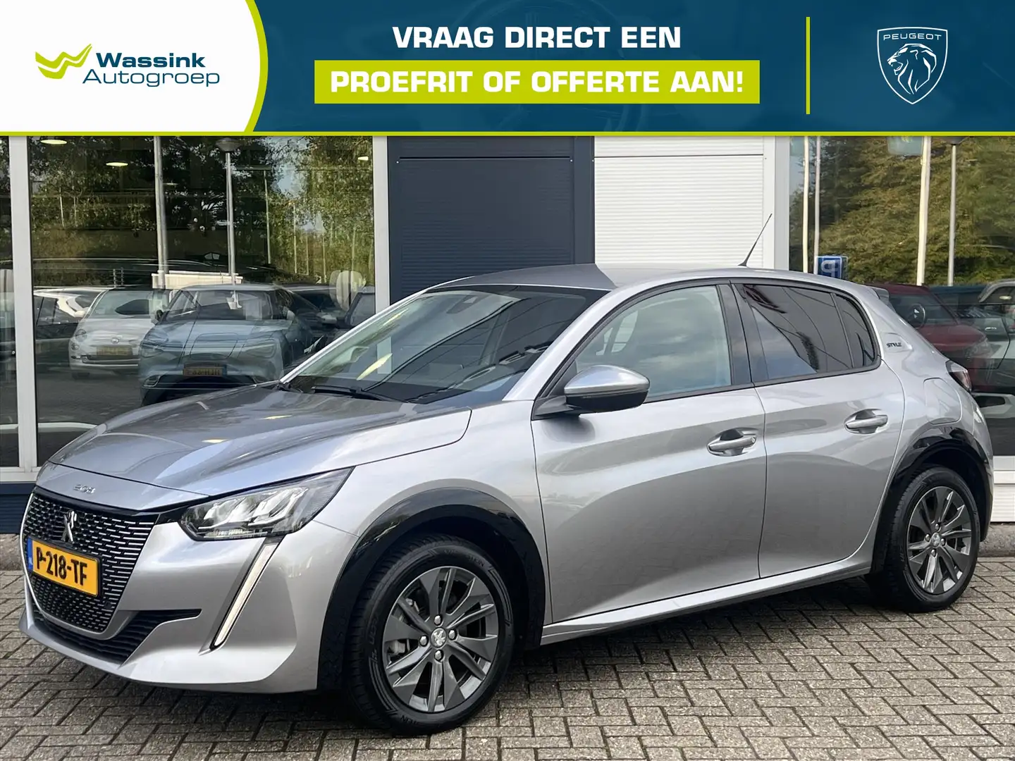 Peugeot e-208 EV 50kWh 136pk Style | Navigatie | Parkeersensoren Grau - 1