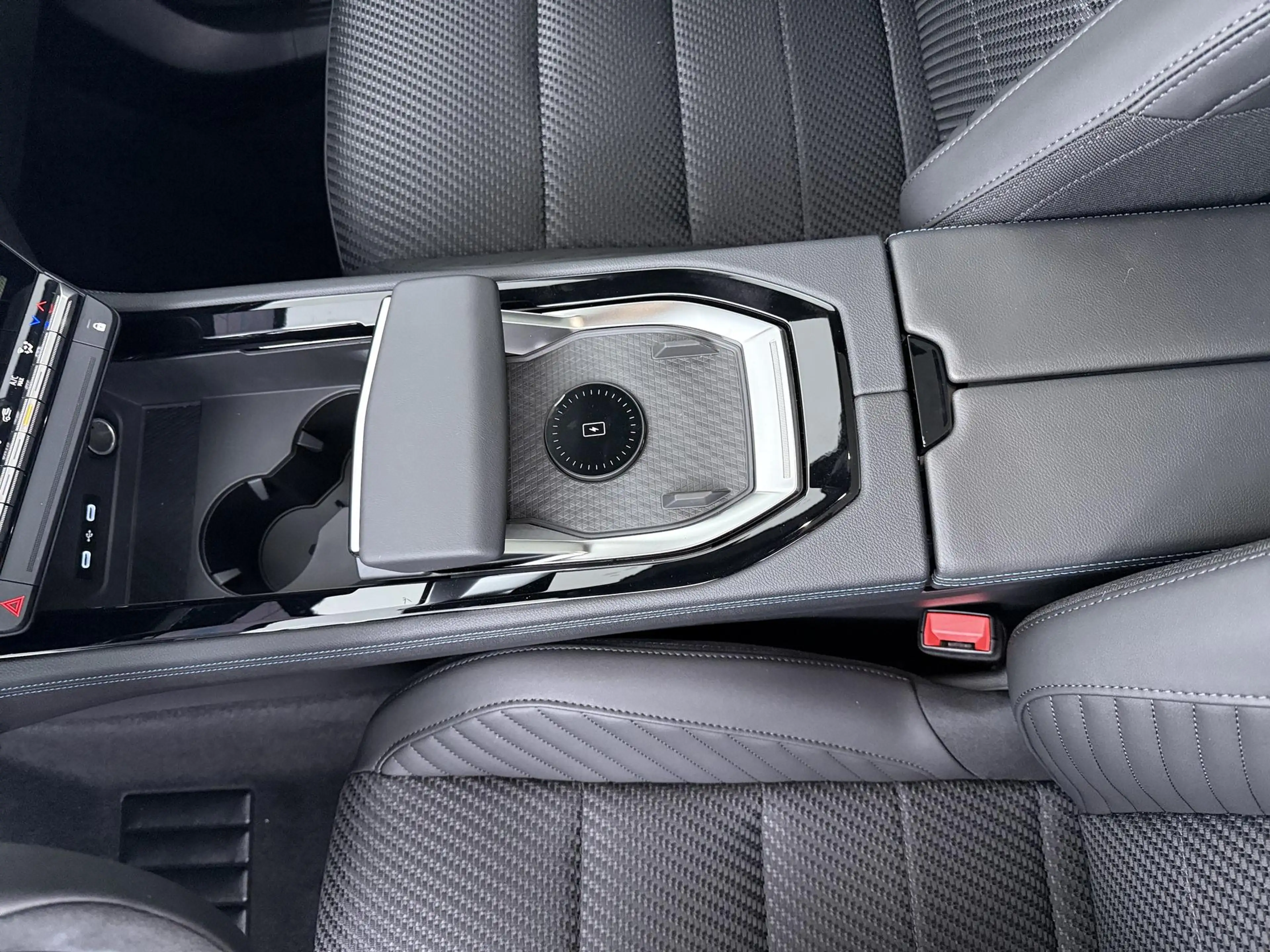 Renault Espace esprit Alpine full hybrid E-Tech 200 - 7 zitplaats — photo 12