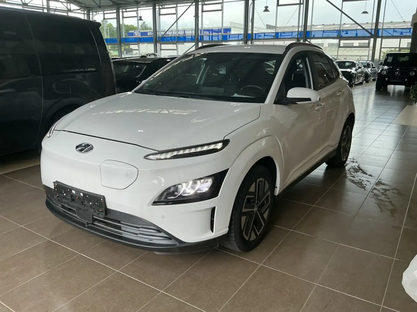 Hyundai KONA Trend ACC R.Cam PDC SHZ DAB+ Spurassist. Blanc - 1
