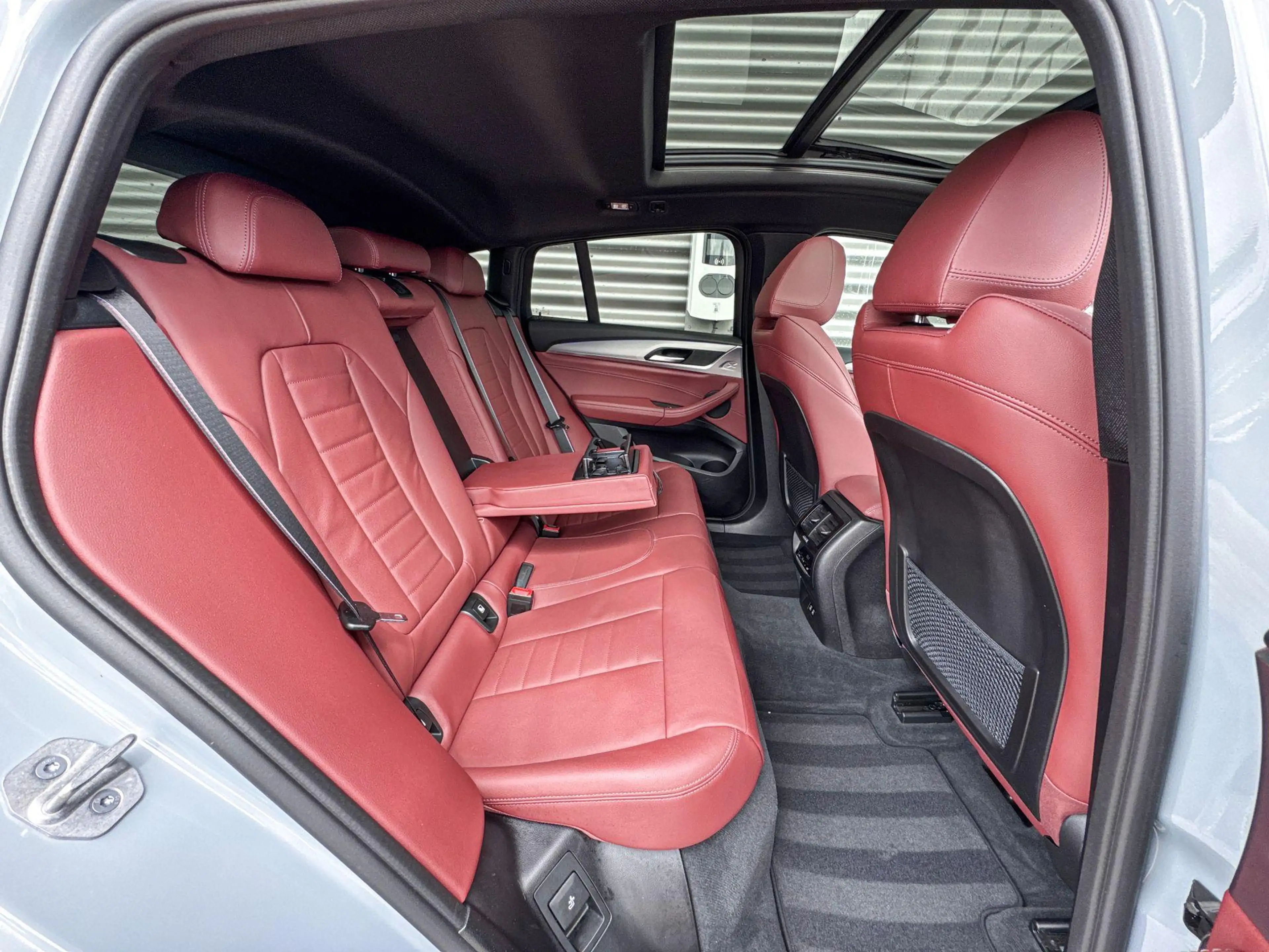 BMW X4 xDrive30i Business Edition Plus — photo 9