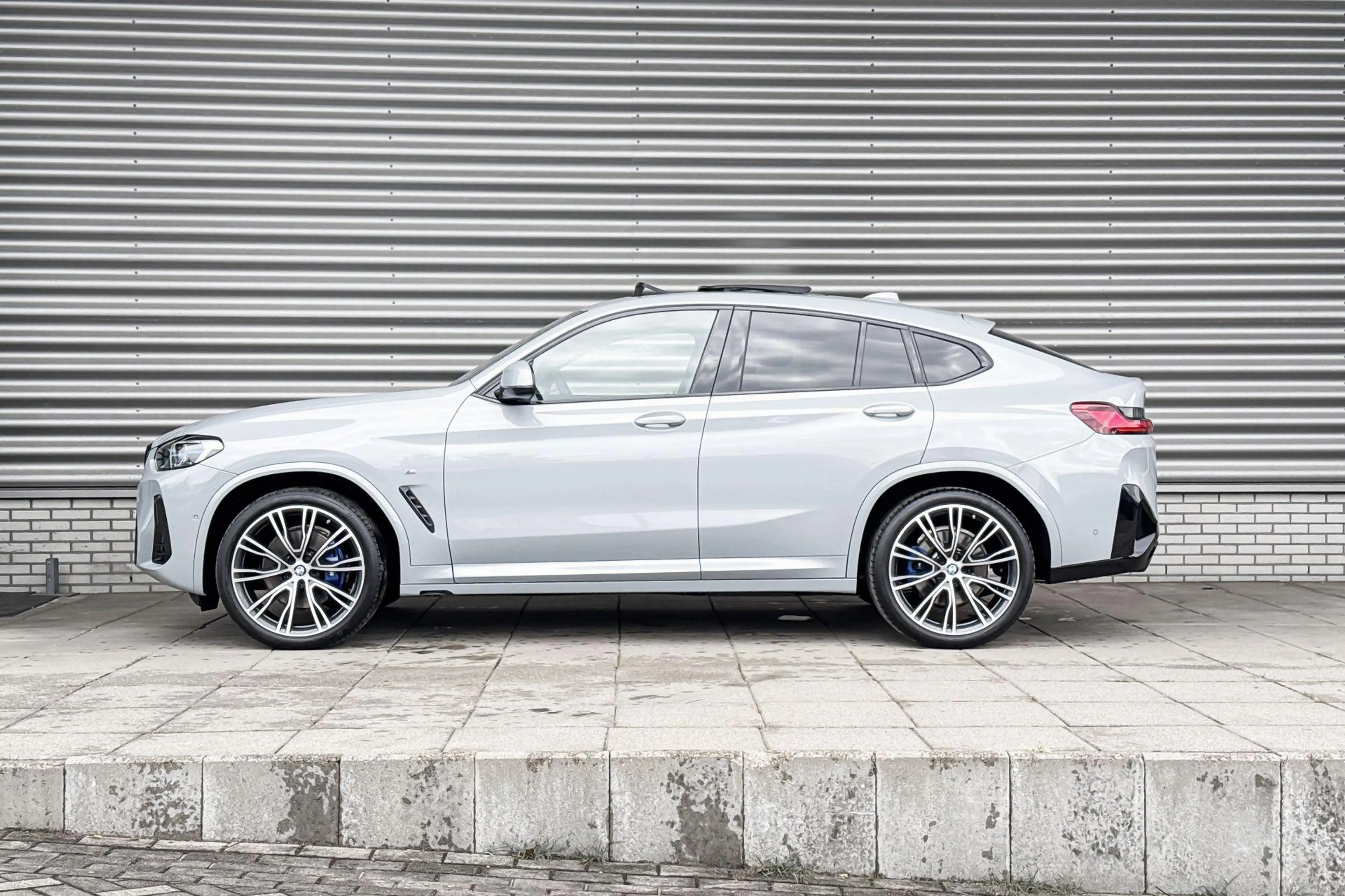 BMW X4 xDrive30i Business Edition Plus — photo 2