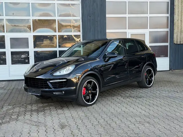 Porsche Cayenne Turbo/21-Zoll/1-Hand/STHZ/Luftfed/Key