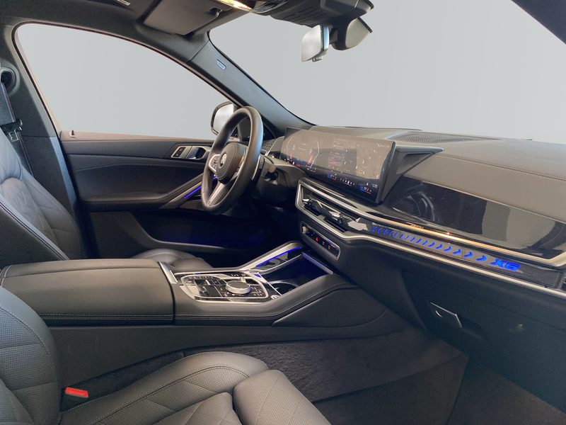 BMW X6 xDrive30d M Sport — photo 11