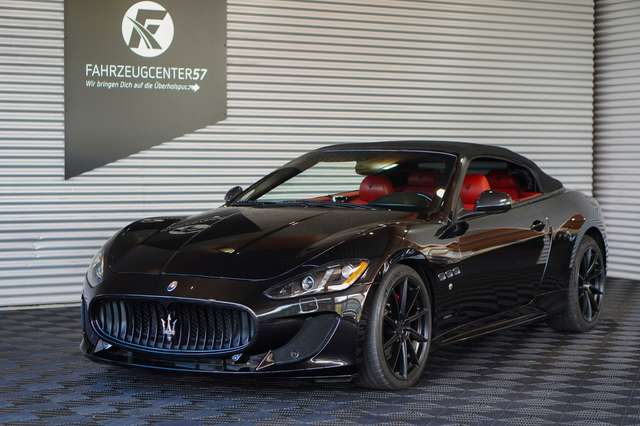 Imagine Maserati GranCabrio S 4.7L V8/PDC/NAVI/SHZ/BOSE