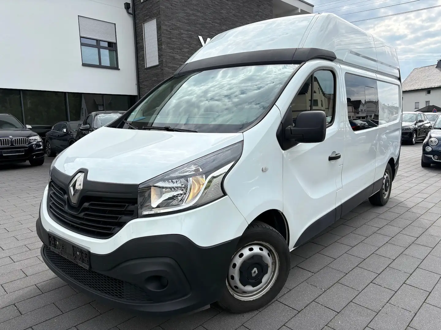 Renault Trafic 1.6 dCi L2H2 Komfort ENERGY WEBASTO Biały - 1