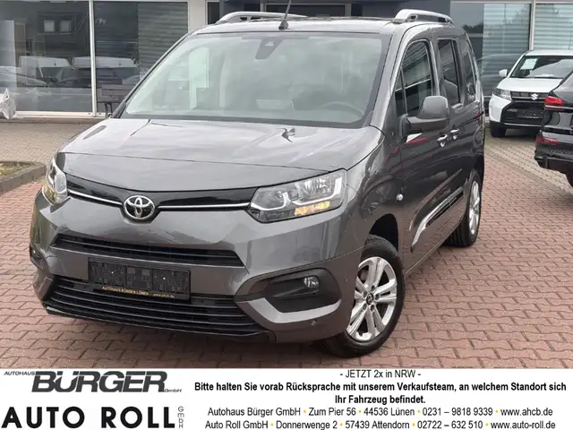 Toyota Proace City Verso L1 Team Deutschland Panorama ACC AHK 8 Fachb