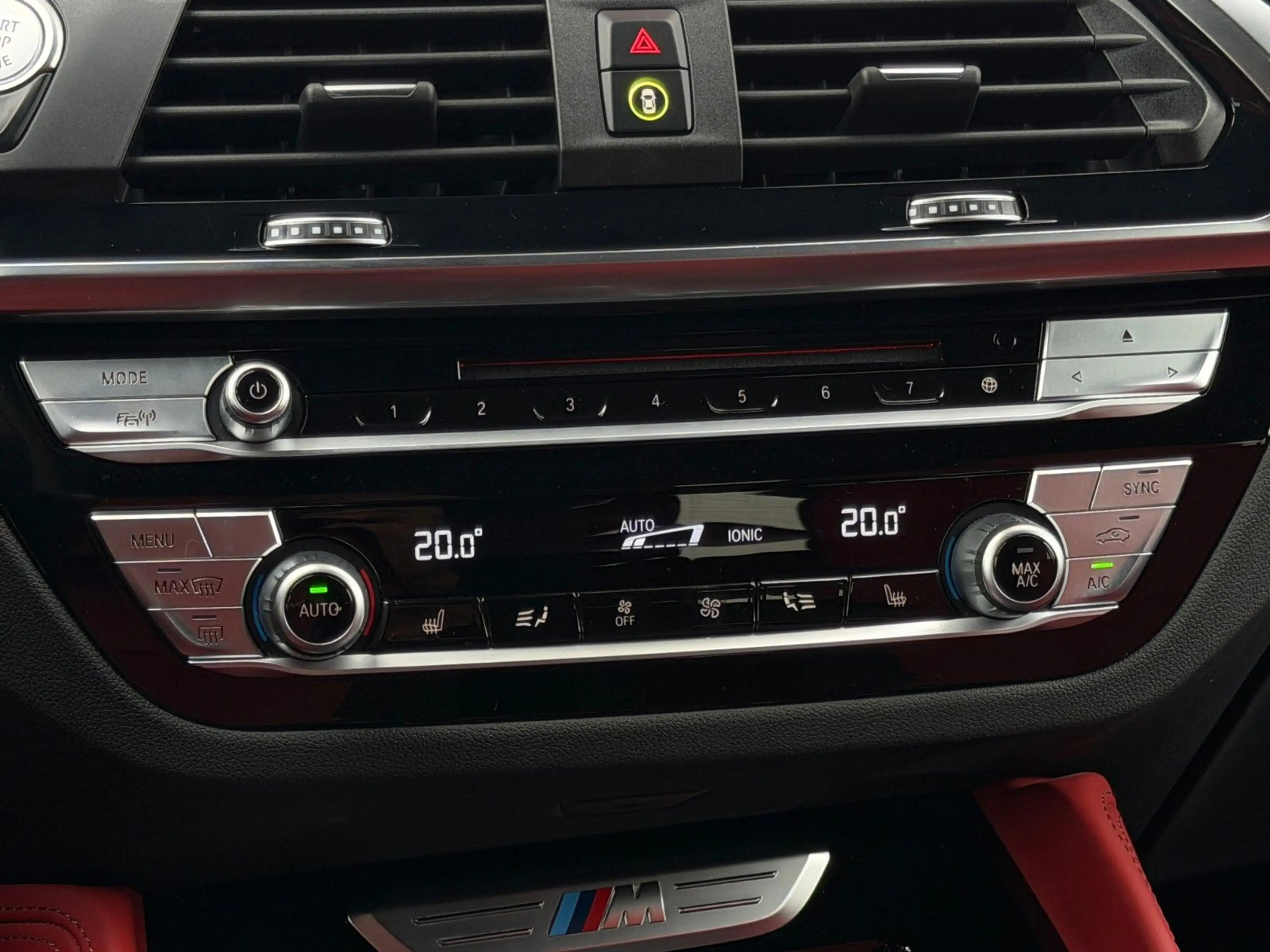 BMW X4 M40d ACC*HuD*PANO*AHK*H/K* — photo 14