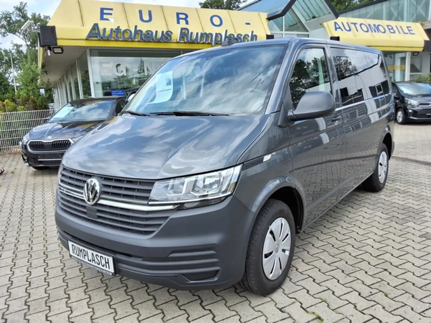 Volkswagen T6.1 Kombi 2.0 TDI 9 Si. Klima AHK  Navi Temp.. Sitzheiz.Zuhe Gris - 2