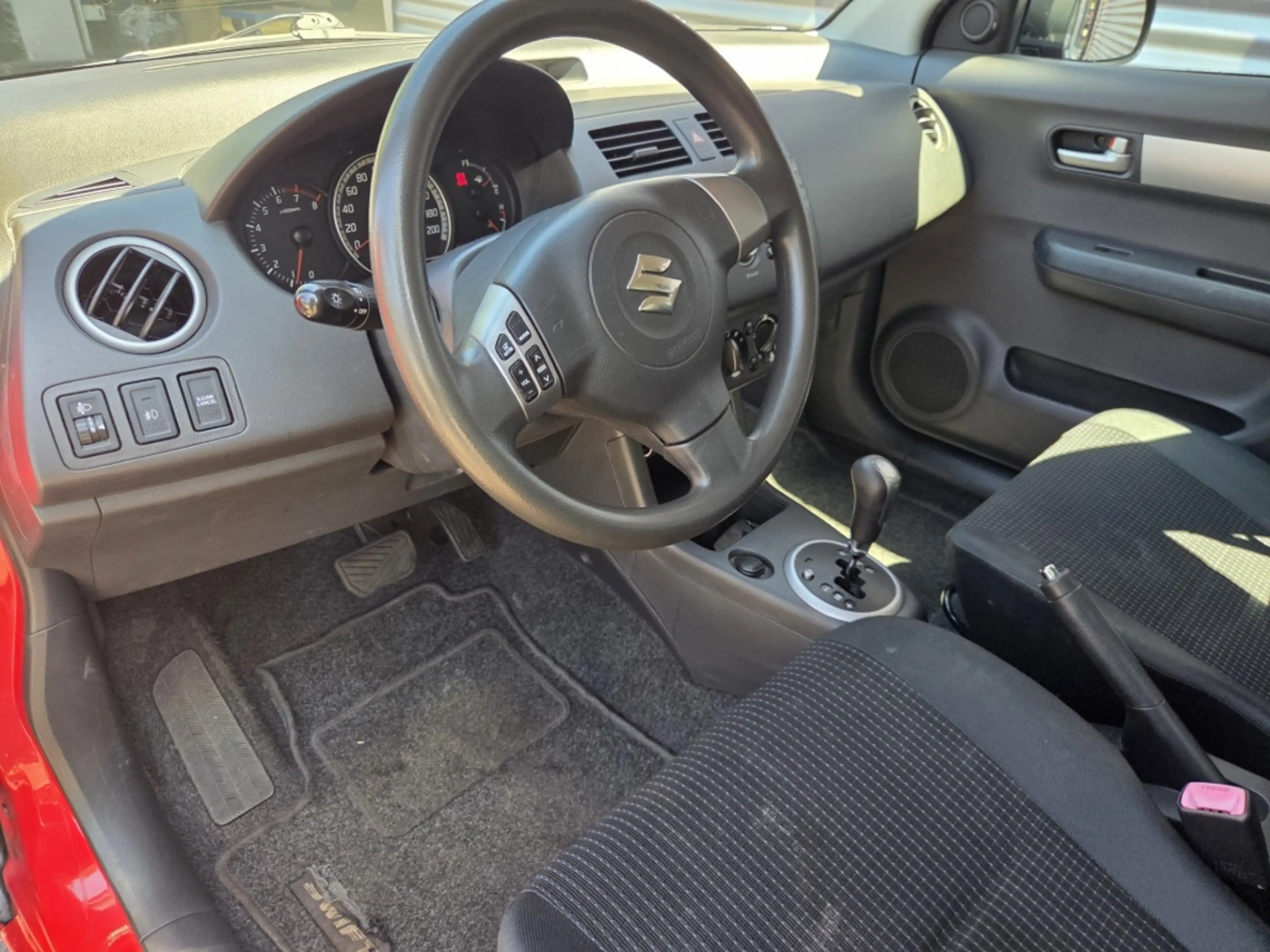 Suzuki Swift 1.3 Exclusive Automaat — photo 8