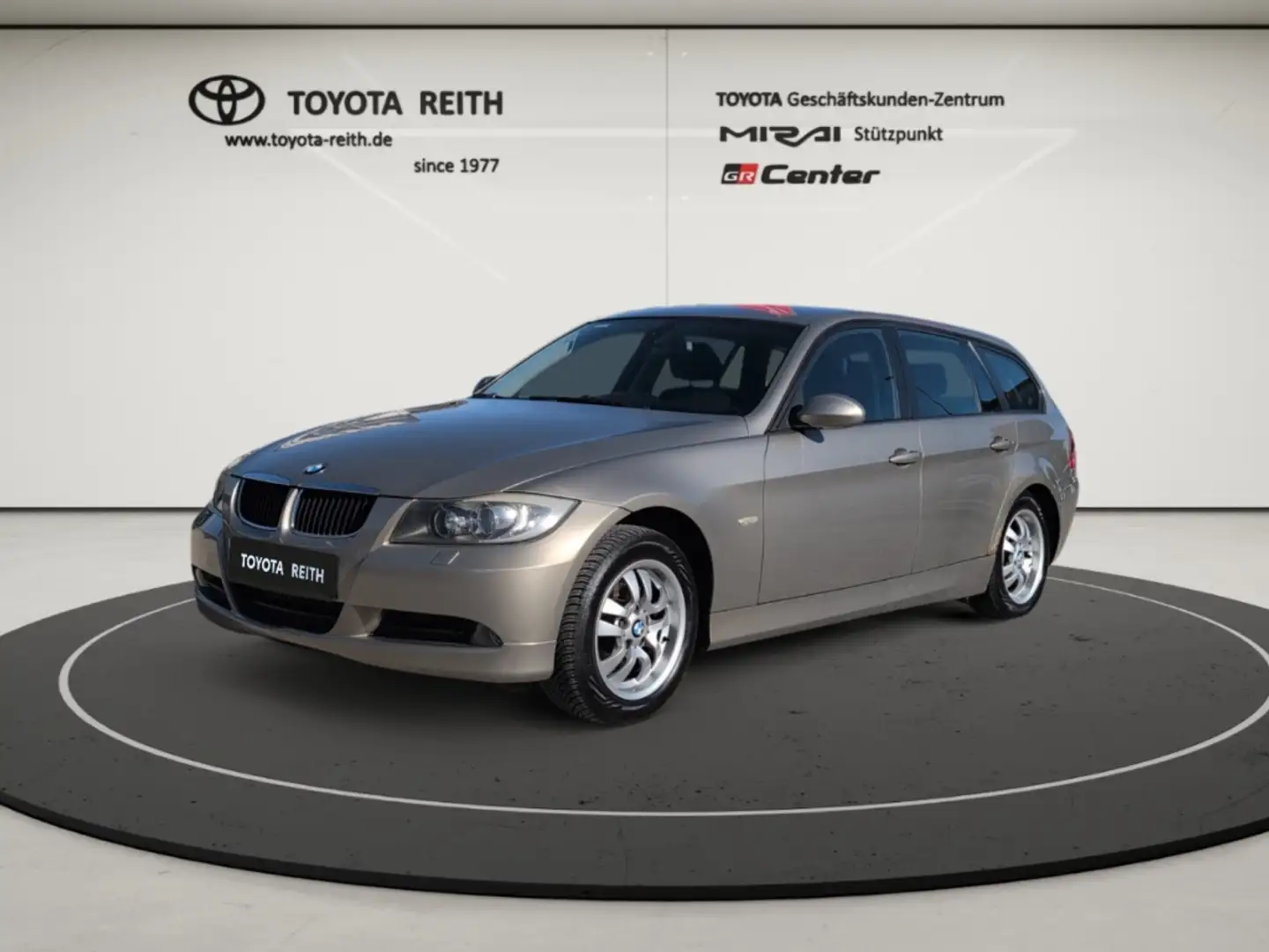 BMW 318 Touring AHK-klappbar Navi Klimaautom Xenon SHZ Tem Bronze - 1