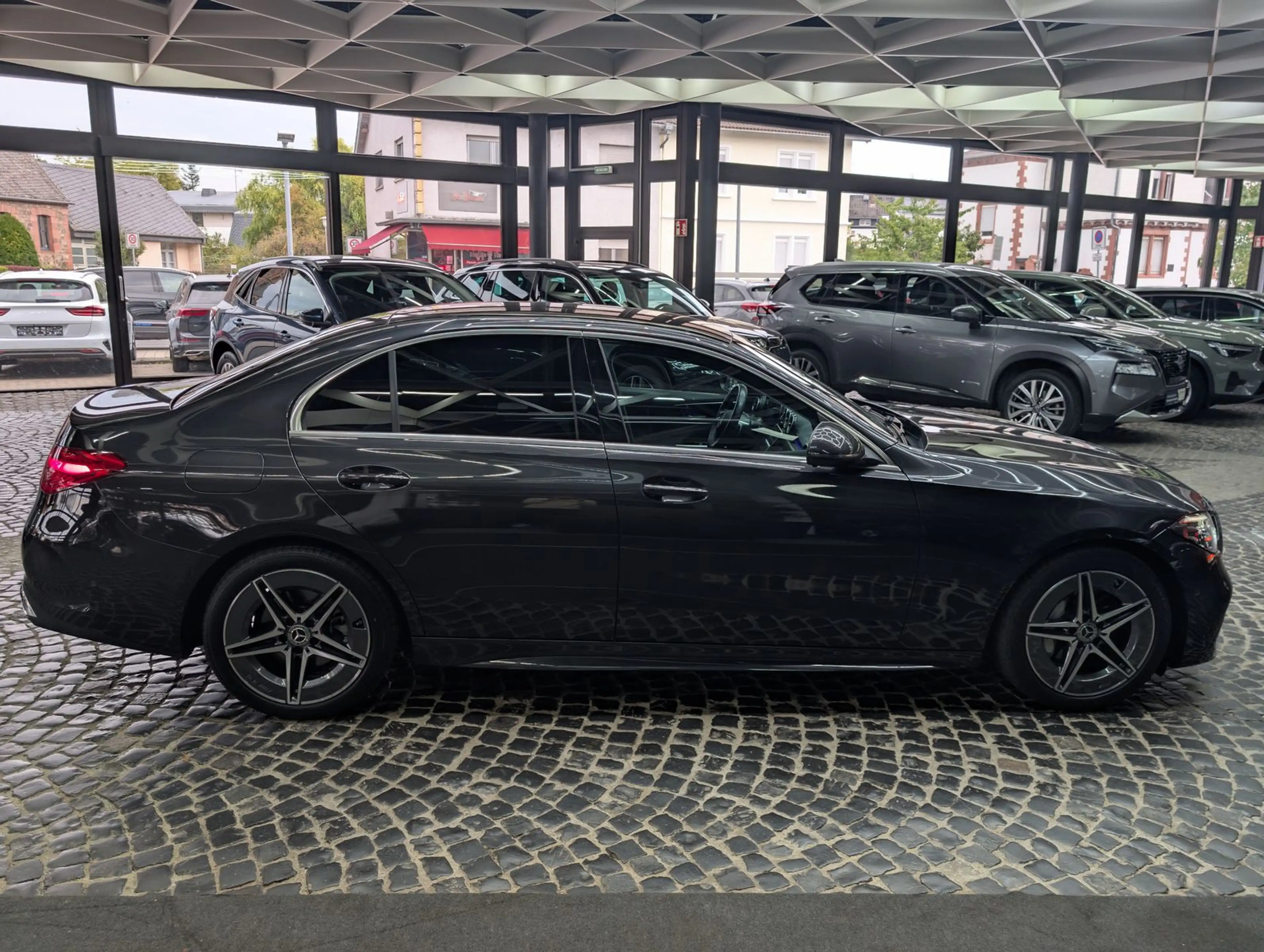 Mercedes-Benz C 220 d AMG BURMESTER*LED*KAM*VIRT*MBUX*AMBI*AHK — photo 9