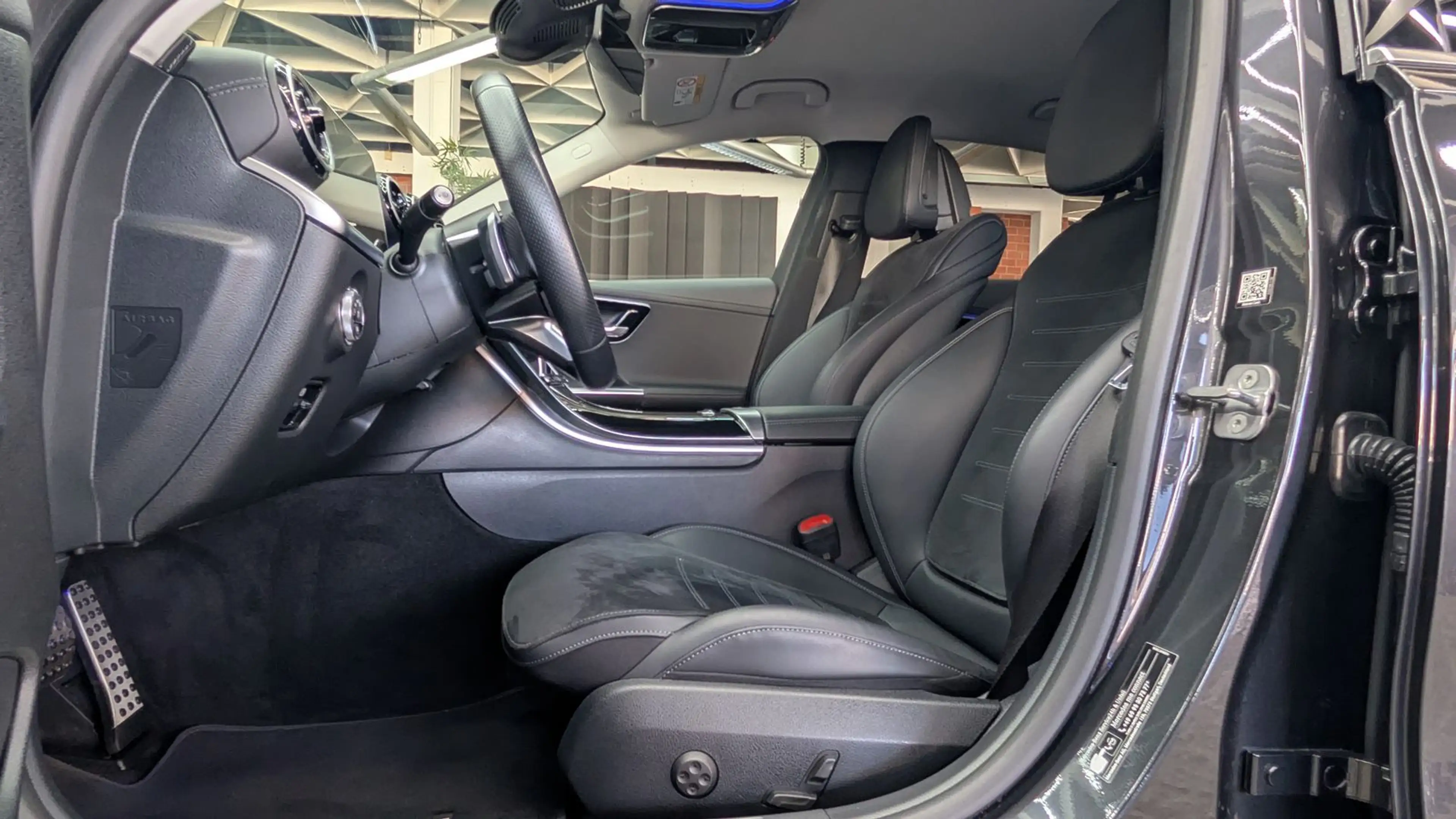 Mercedes-Benz C 220 d AMG BURMESTER*LED*KAM*VIRT*MBUX*AMBI*AHK — photo 14