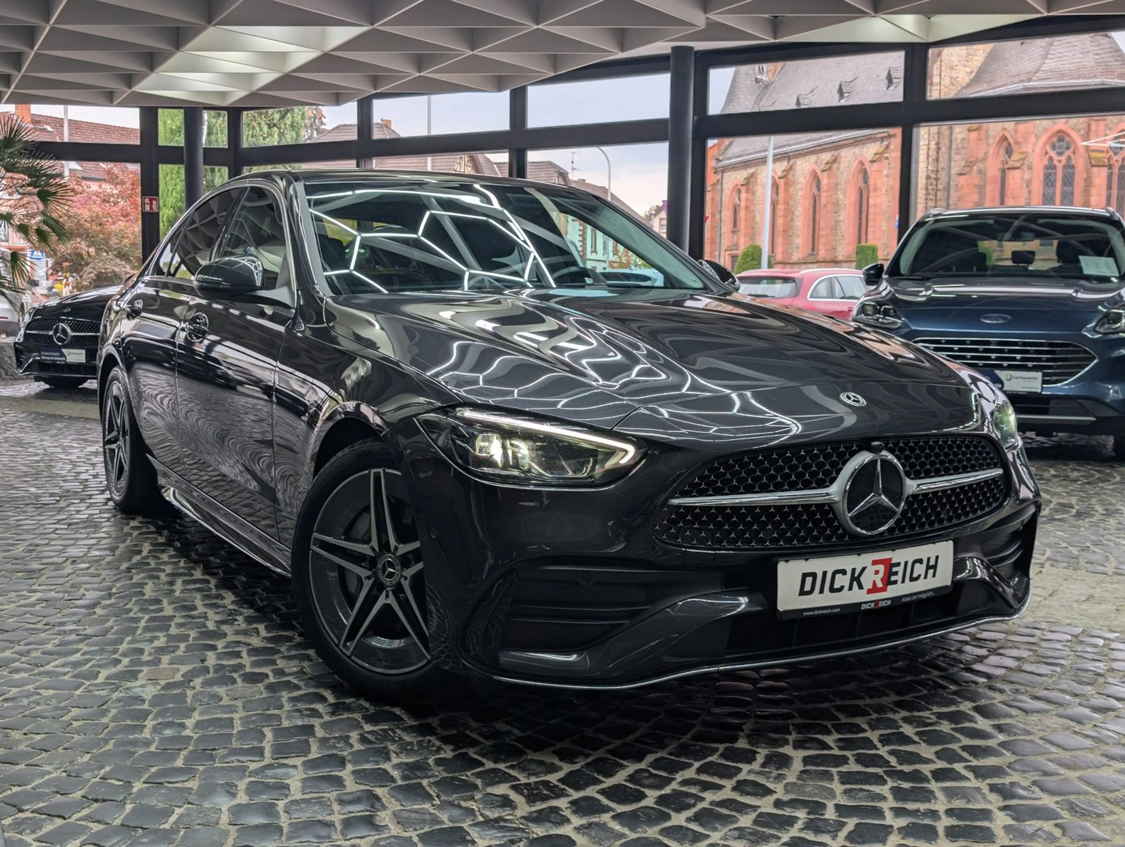 Mercedes-Benz C 220 d AMG BURMESTER*LED*KAM*VIRT*MBUX*AMBI*AHK — photo 2