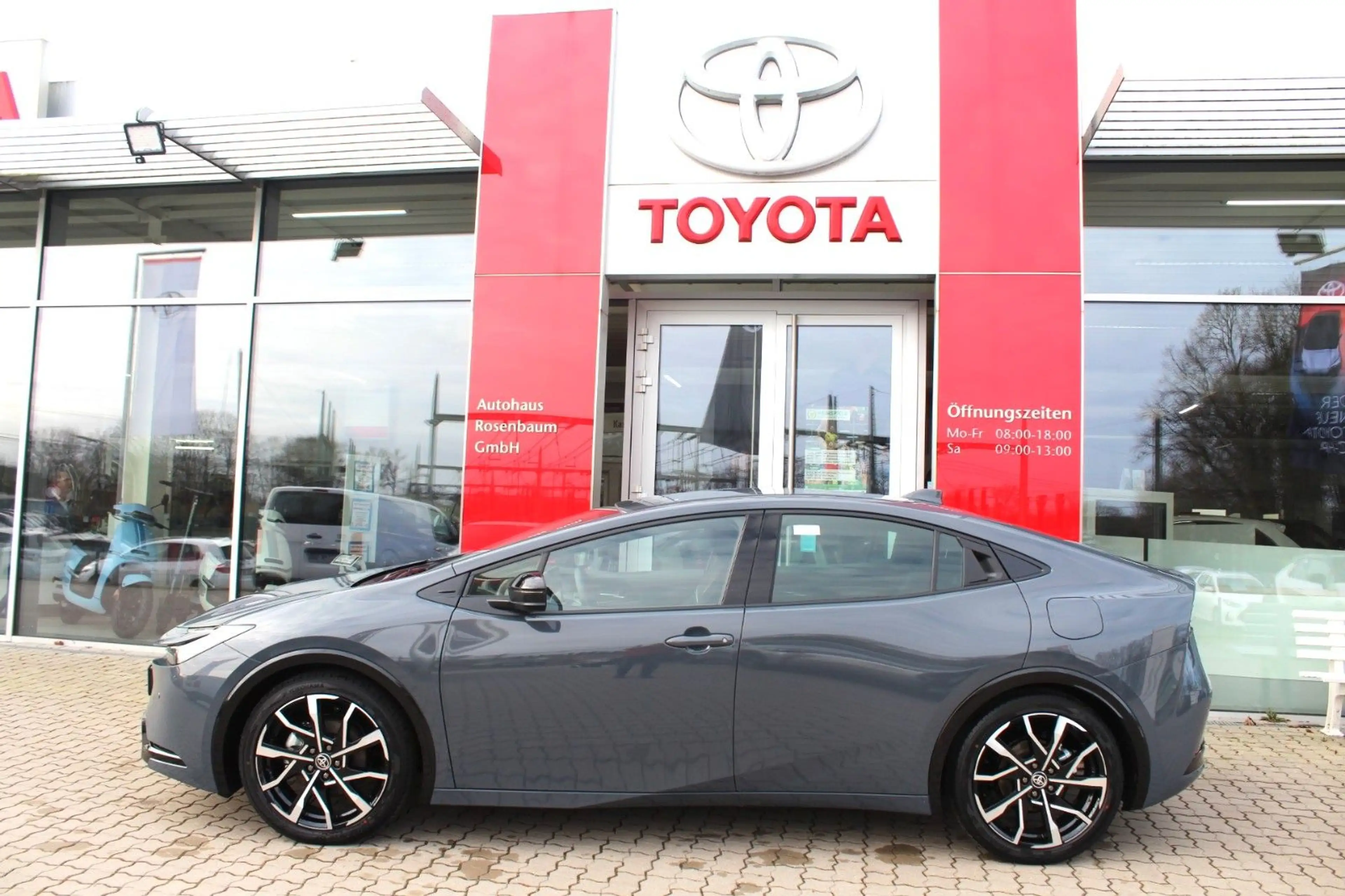 Toyota Prius Plug-in Hybrid Executive/LED/PDC/NAVI/SHZ — photo 5