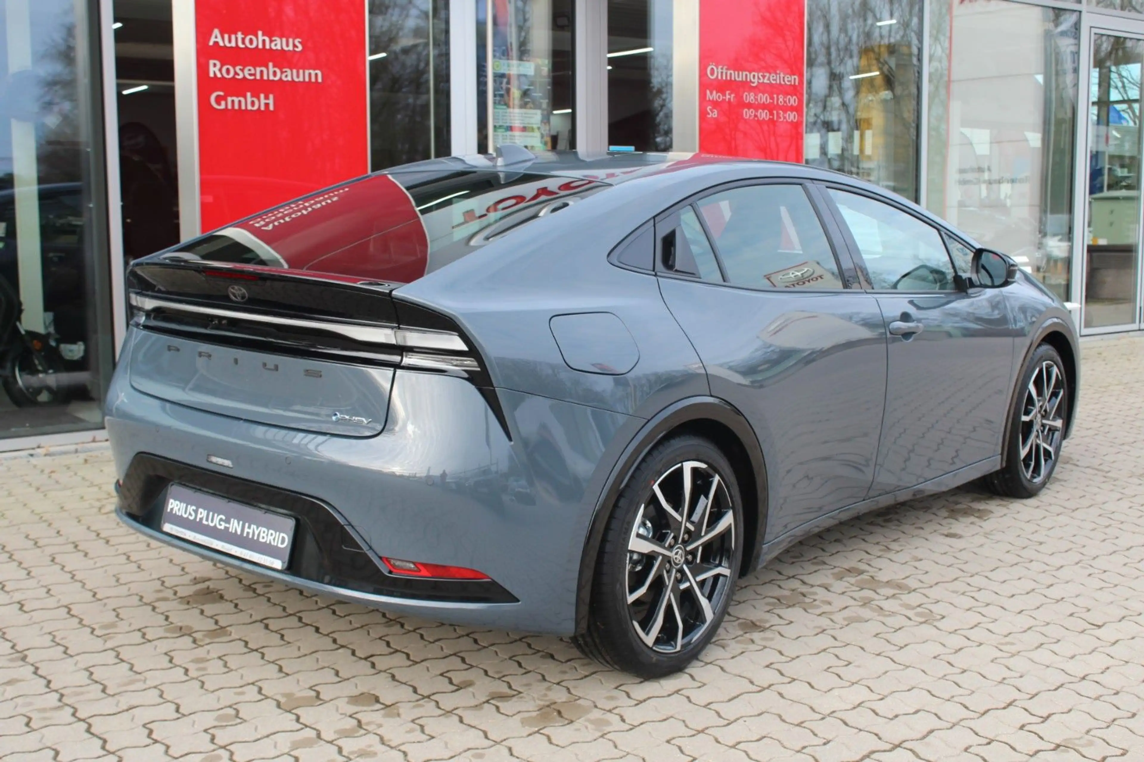 Toyota Prius Plug-in Hybrid Executive/LED/PDC/NAVI/SHZ — photo 9