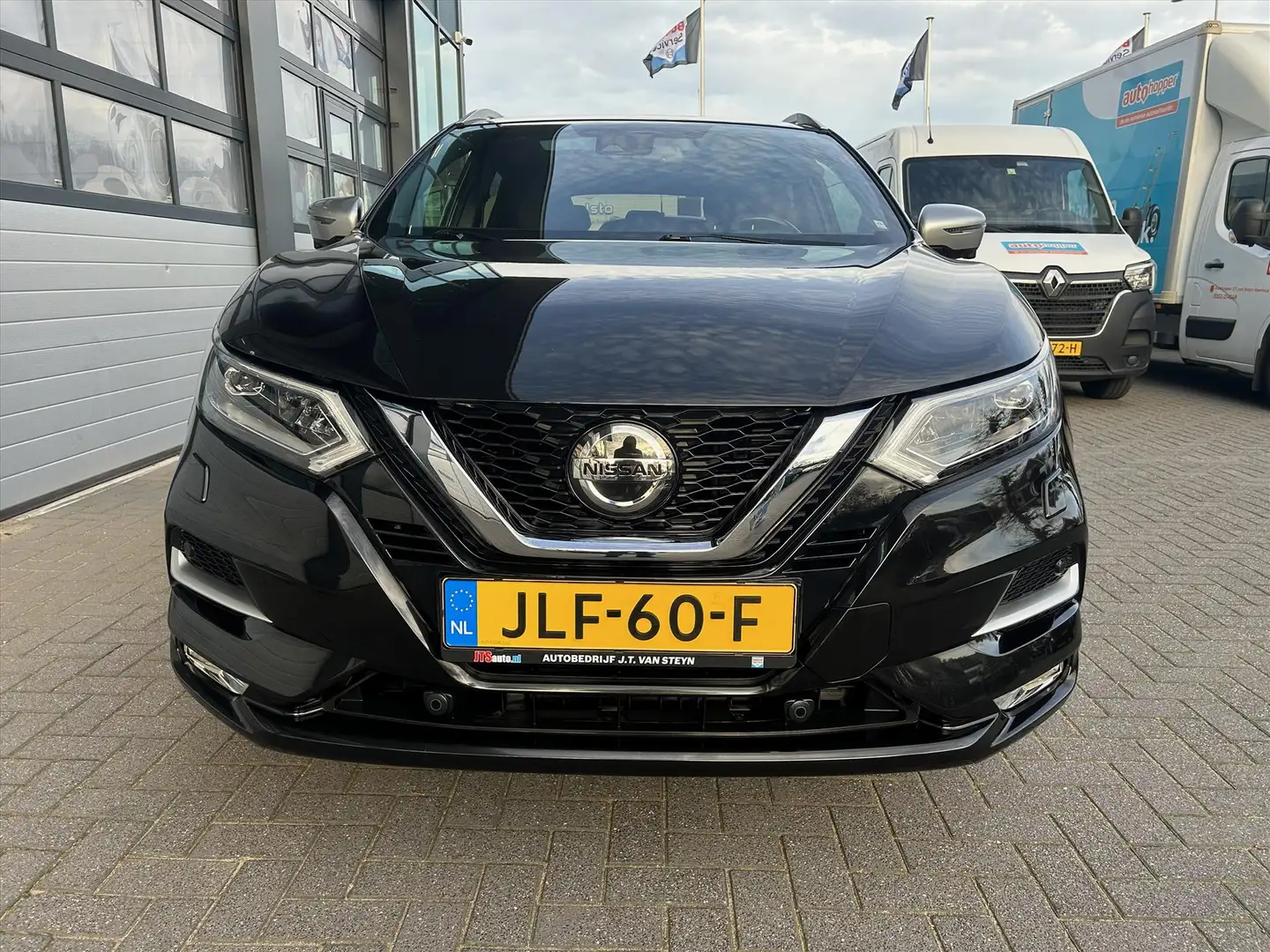 Nissan Qashqai 1.3 DIG-T 160pk N-Tec Aut. Leder, Pano, Trekhaak Noir - 2
