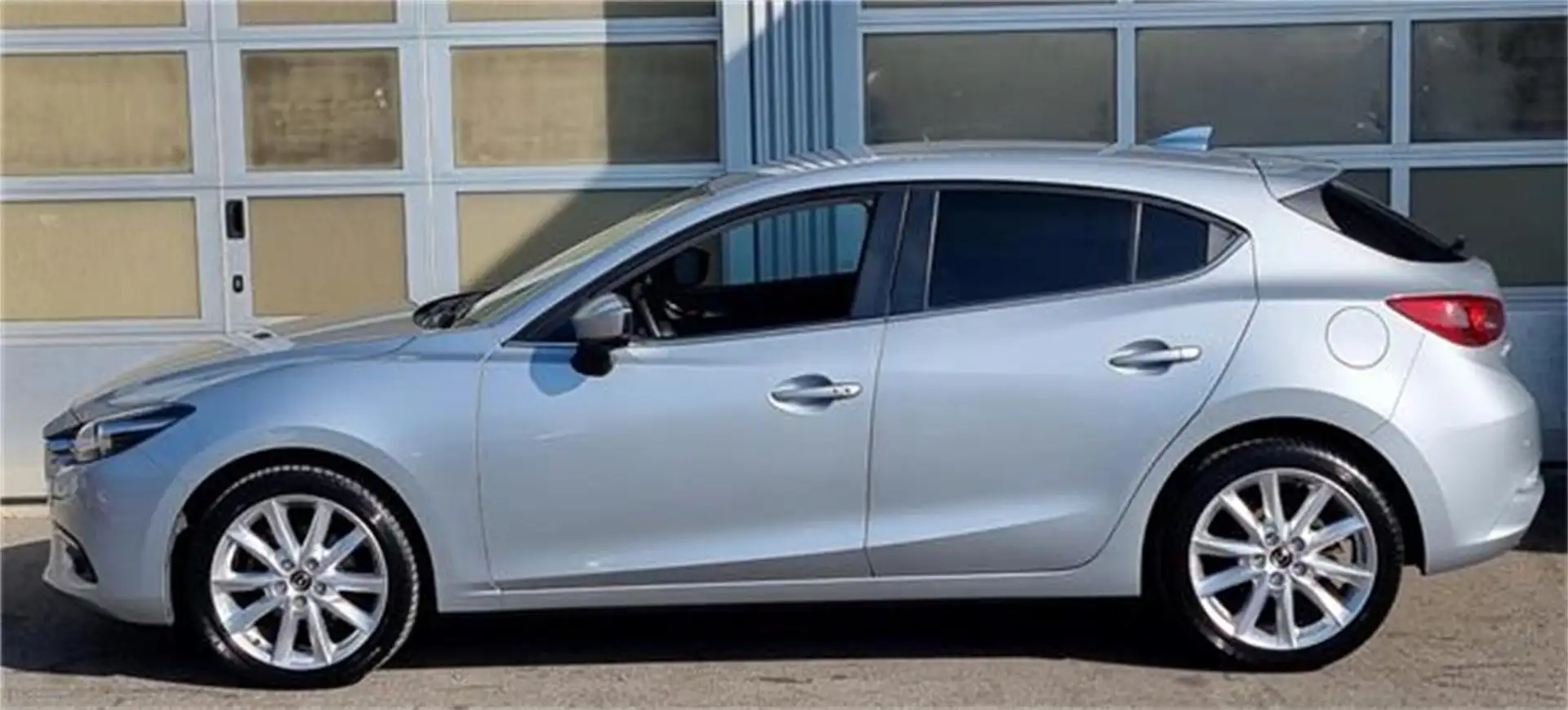 Mazda 3 Sport CD150 Revolution Aut. Automatik mit Naviga Silber - 2