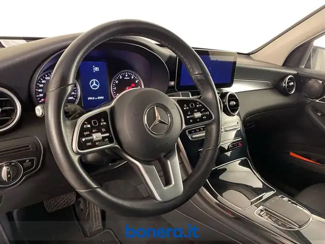 Mercedes-Benz GLC view 12