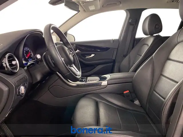 Mercedes-Benz GLC view 11
