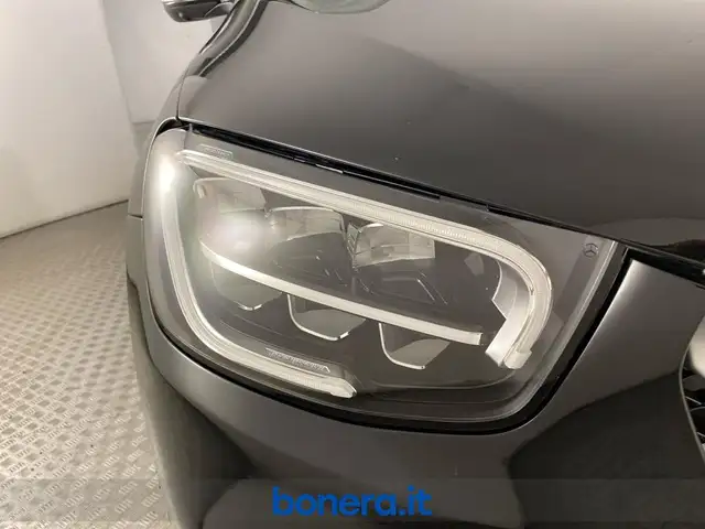 Mercedes-Benz GLC view 8