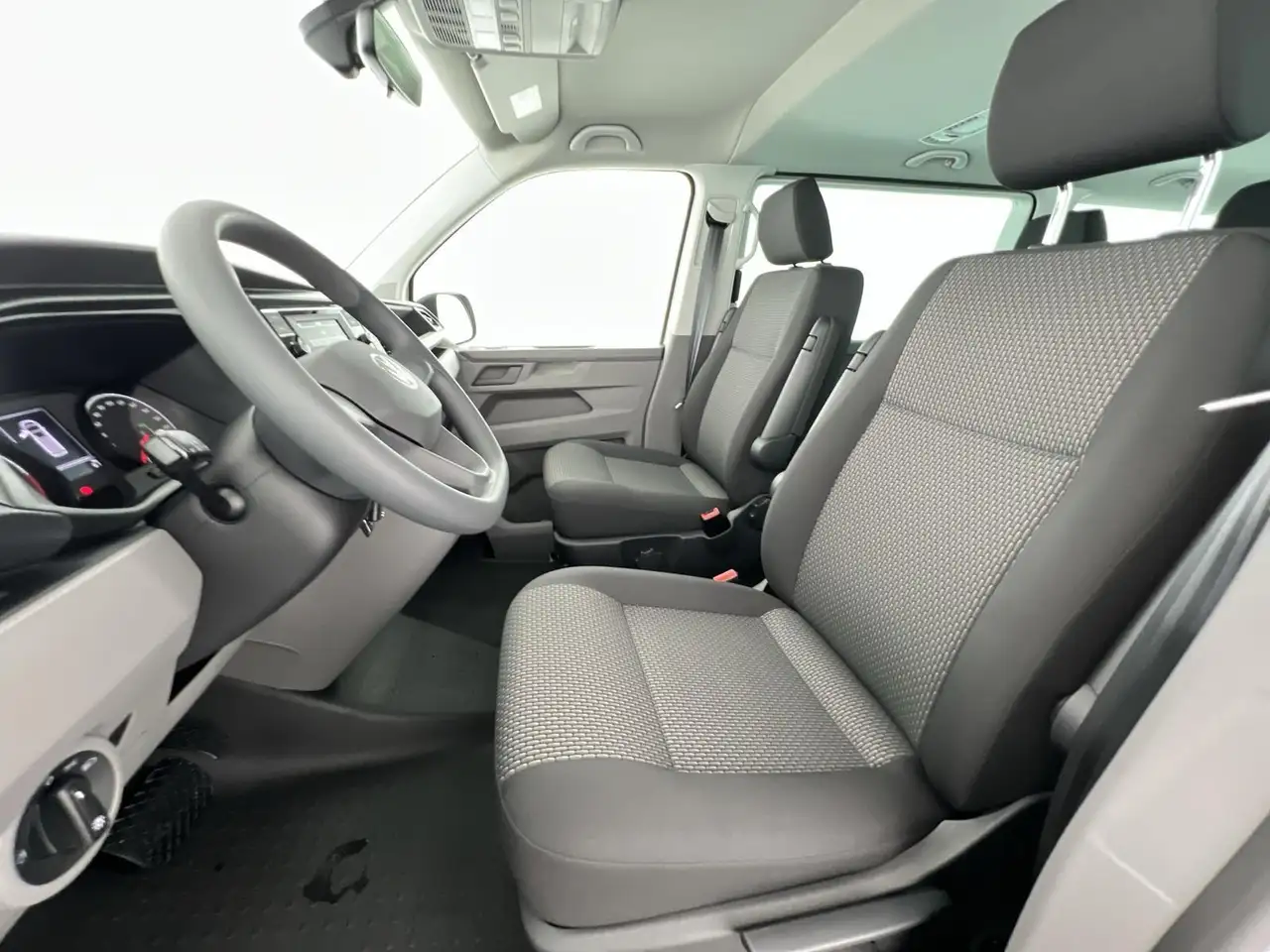 Volkswagen T6.1 Transporter 2.0 TDI *KLIMA*AHK*BT*uvm 7