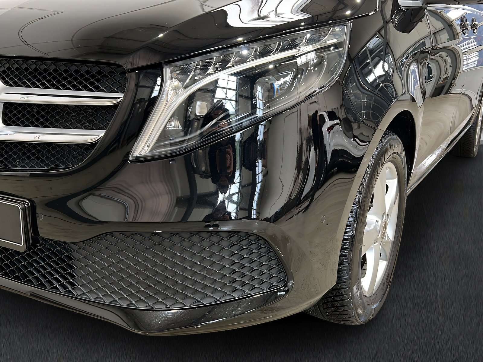 Mercedes-Benz V 300