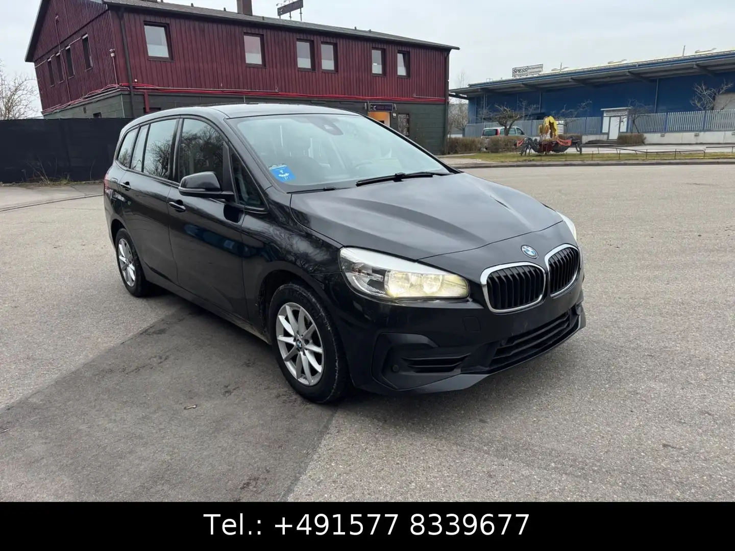 BMW 218 Baureihe 2 Gran Tourer 218 i Schwarz - 2