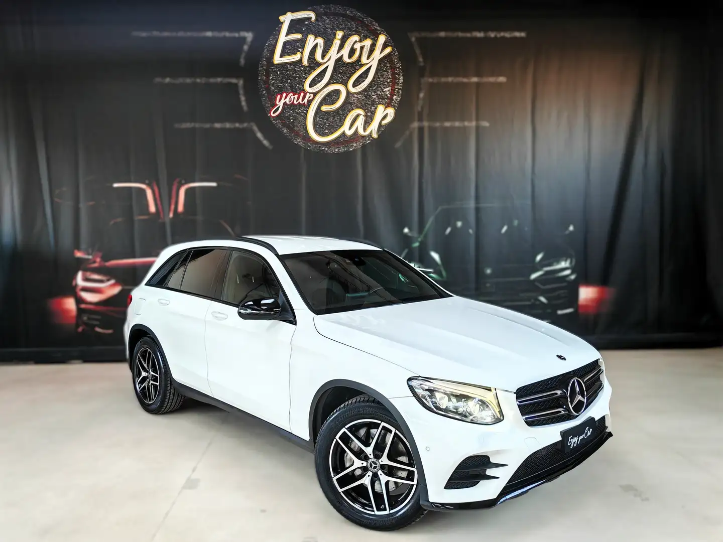 Mercedes-Benz GLC 220 d Premium 4matic auto AMG Line Night Pack Bianco - 1