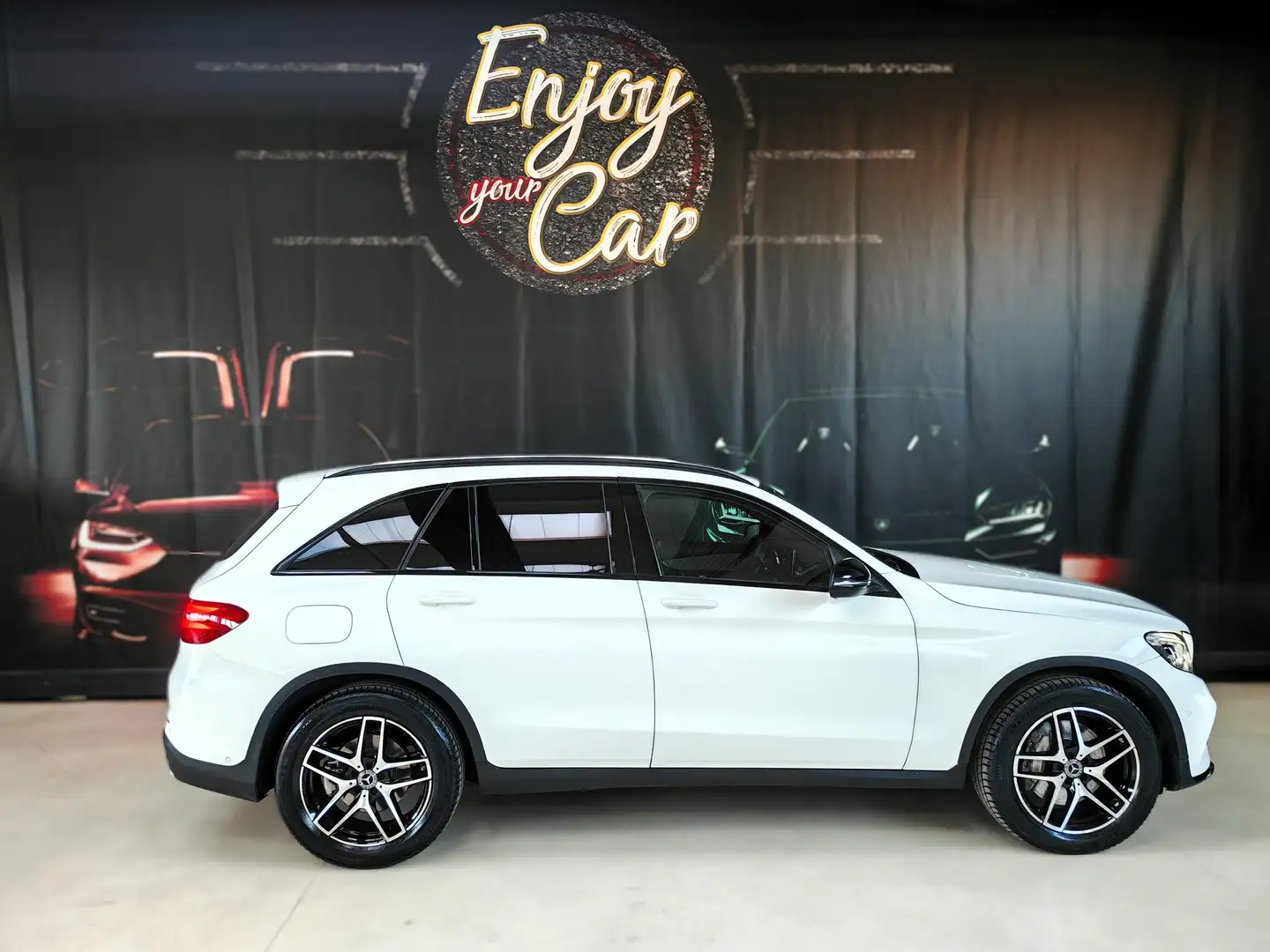 Mercedes-Benz GLC 220 d Premium 4matic auto AMG Line Night Pack Bianco - 2