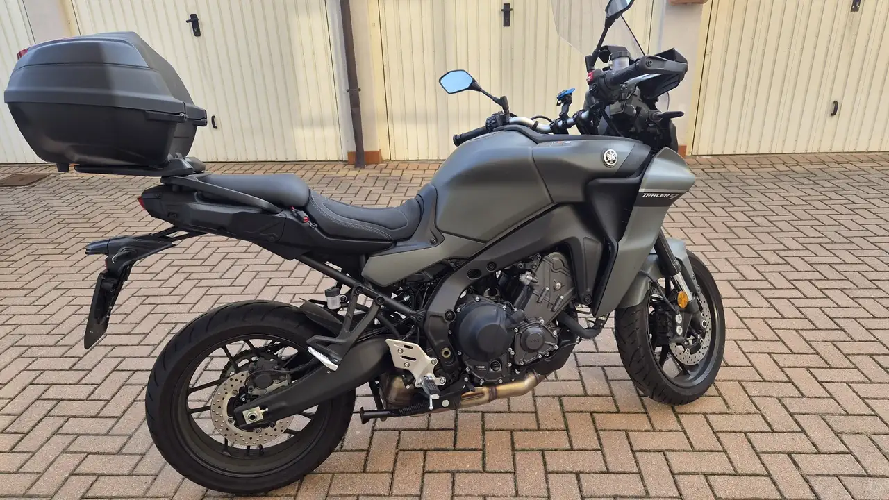 Yamaha Tracer 9