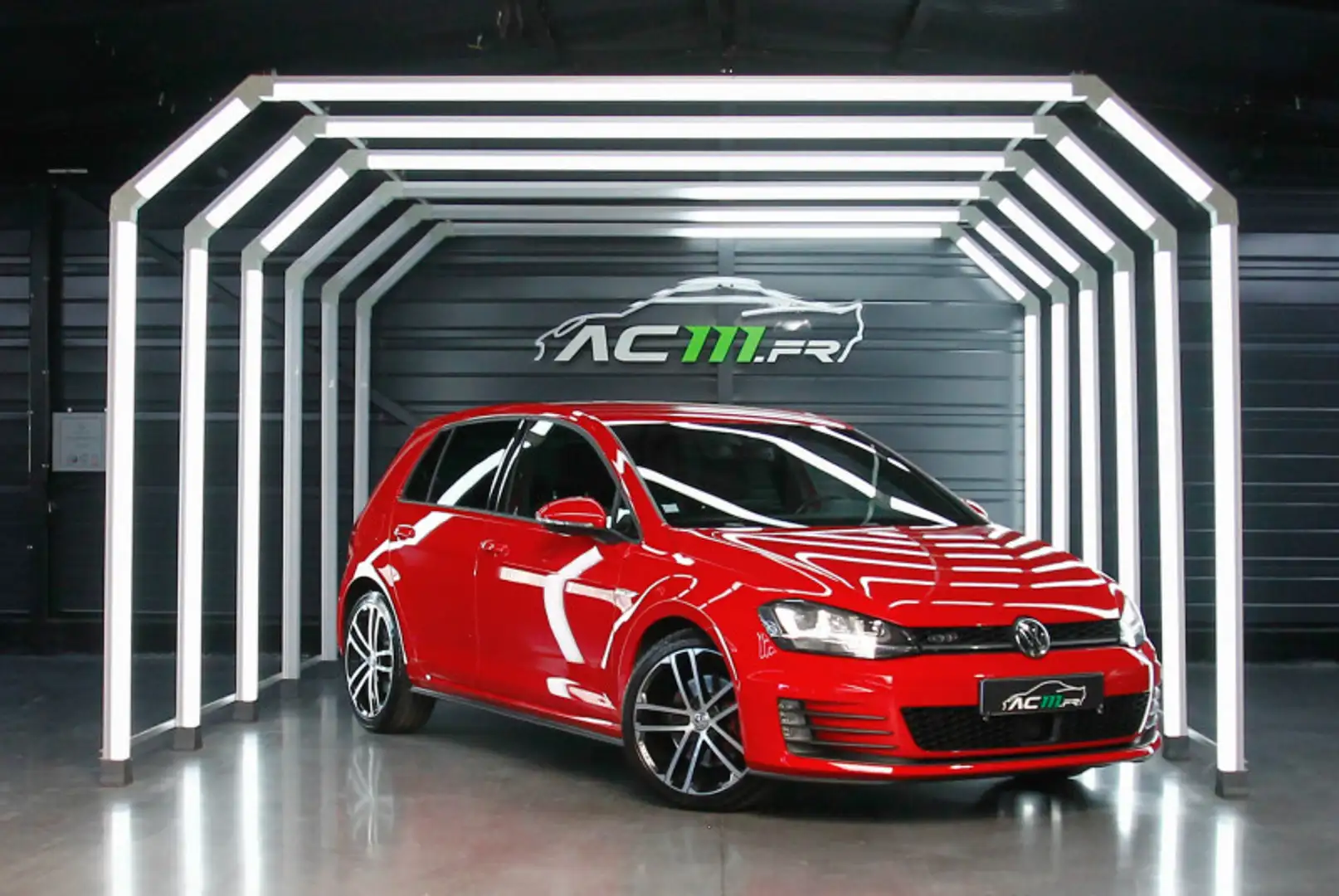 Volkswagen Golf 2.0 TDI 184CH BLUEMOTION TECHNOLOGY FAP GTD DSG6 5P Rouge - 1
