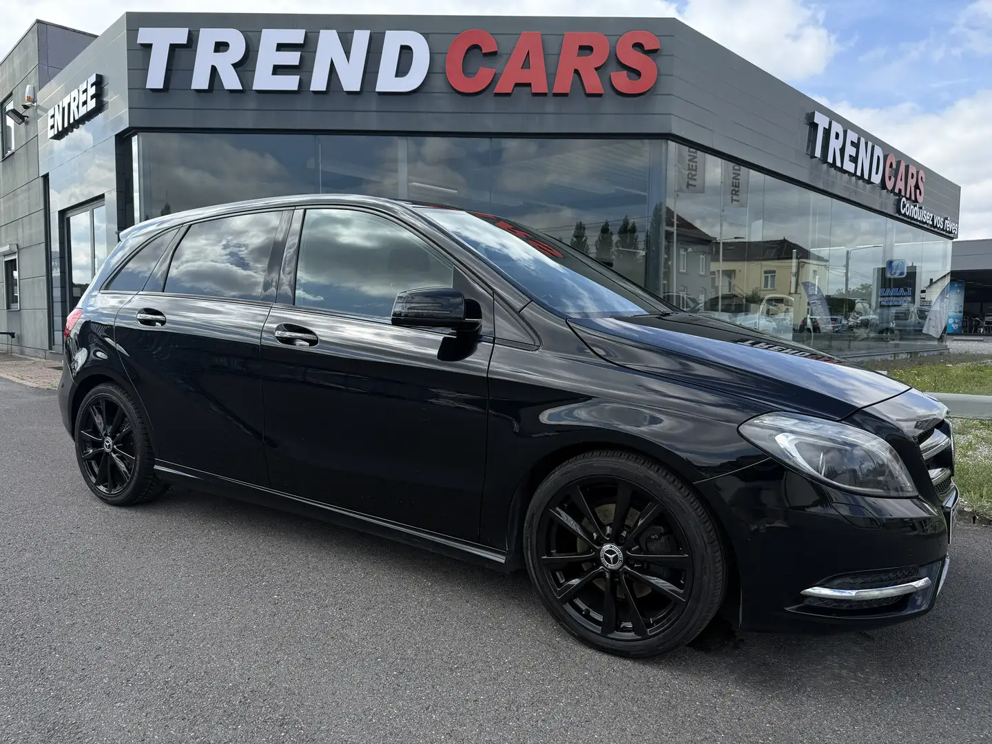Mercedes-Benz B 180 1.5 dCi MONOSPACE CUIR CAM BI-XENON BLUETOOTH GA1 Zwart - 2