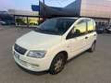Multipla 1.6 16v ELX bipower tg. DY281SV